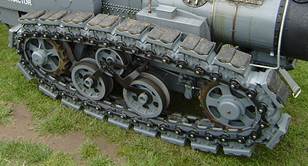 File:Ruston crawler tractor working model.JPG