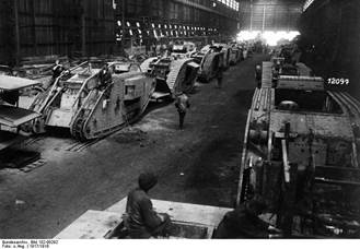Datei:Bundesarchiv Bild 102-00292, Charleroi, Panzer-Reparaturwerkstatt.jpg